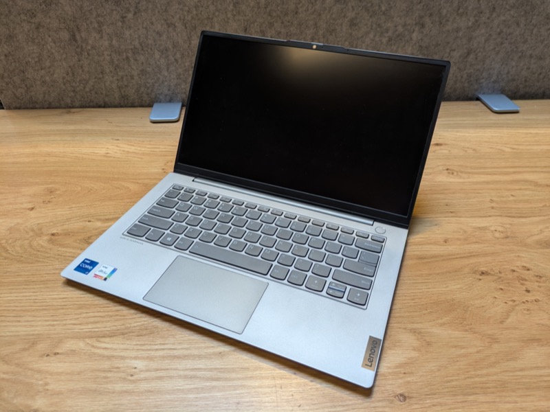 ThinkPad ThinkBook 15 G2 ITL  Core  i7-1165G7 - 2800Ghz 4/8 / 8GB /256SSD / WITH AC ORIGINAL ADAPTOR / SCREEN 15,6'' IPS 1920*1080 Touch
